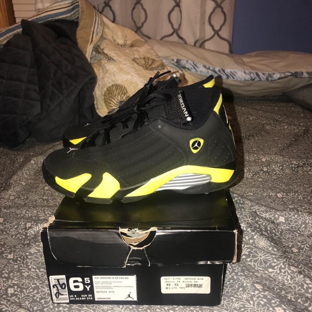 Air Jordan 14 Retro Thunder size 6.5